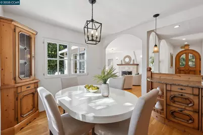 40 Las Palomas, Orinda, CA 94563 - Photo 11