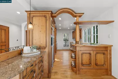 40 Las Palomas, Orinda, CA 94563 - Photo 13