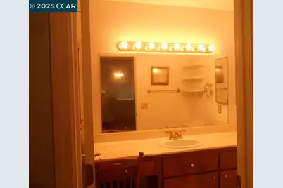 1405 Hull Ln, Martinez, CA 94553 - Photo 13