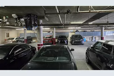 165 7th St #204, Oakland, CA 94607 - Photo 5