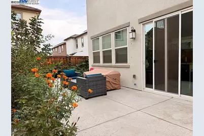 2151 Daimler St, Lathrop, CA 95330 - Photo 21