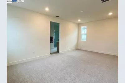 2151 Daimler St, Lathrop, CA 95330 - Photo 15