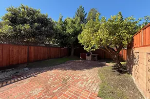 17453 Via Valencia, San Lorenzo, CA 94580 - Photo 25