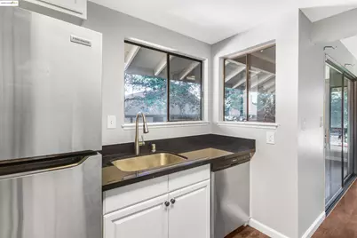 2400 Horizon Ln #136, Antioch, CA 94509 - Photo 13