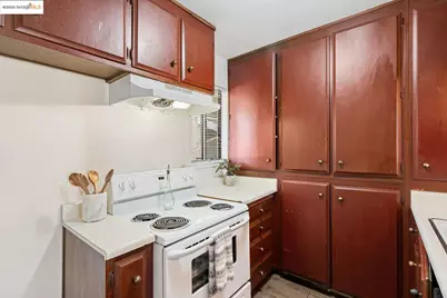 3720 Benjamin Holt Dr #APT10, Stockton, CA 95219 - Photo 11