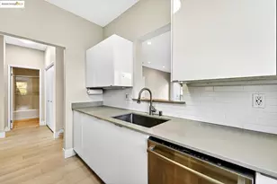 162 Lakeshore Ct, Richmond, CA 94804 - Photo 7