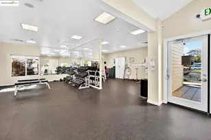 162 Lakeshore Ct, Richmond, CA 94804 - Photo 37