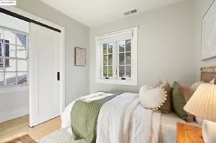 786 Trestle Glen Rd, Oakland, CA 94610 - Photo 37