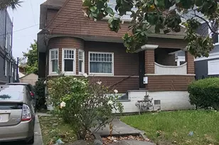 699 33rd St, Oakland, CA 94609 - Photo 3