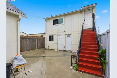 261 13th St, Richmond, CA 94804 - Photo 17