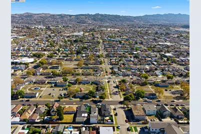 261 13th St, Richmond, CA 94804 - Photo 39