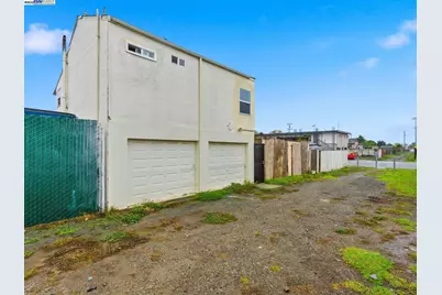 261 13th St, Richmond, CA 94804 - Photo 15