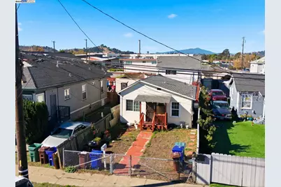 261 13th St, Richmond, CA 94804 - Photo 1