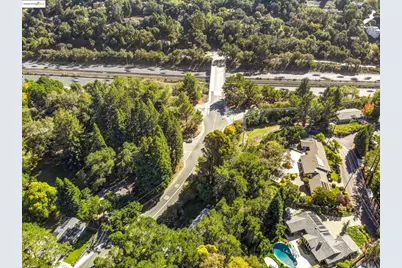 7 Saint Stephens Dr, Orinda, CA 94563 - Photo 23