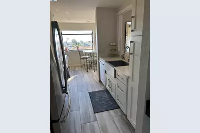 21109 Gary Dr #206, Hayward, CA 94546 - Photo 11