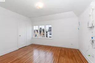 7601 Holly St, Oakland, CA 94621 - Photo 37