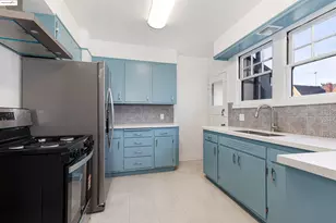 7601 Holly St, Oakland, CA 94621 - Photo 27