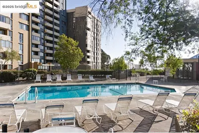 555 Pierce St #226, Albany, CA 94706 - Photo 3