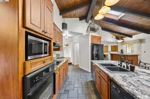 699 Fiesta Pl, Hayward, CA 94544 - Photo 13