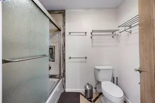 699 Fiesta Pl, Hayward, CA 94544 - Photo 41