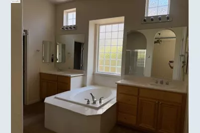 603 Twin Lakes Ln, Rio Vista, CA 94571 - Photo 3