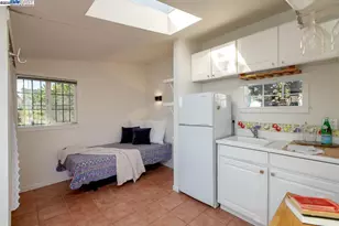 2000 Clinton Ave, Alameda, CA 94501 - Photo 45