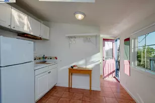 2000 Clinton Ave, Alameda, CA 94501 - Photo 47