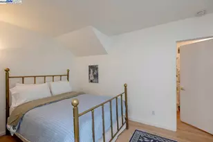 2000 Clinton Ave, Alameda, CA 94501 - Photo 27