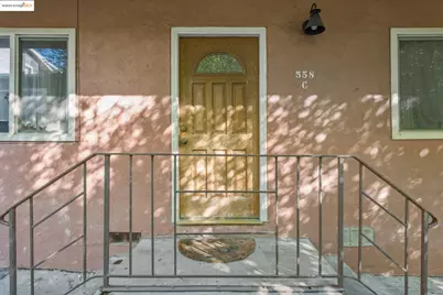 558 58th St, Oakland, CA 94609 - Photo 31