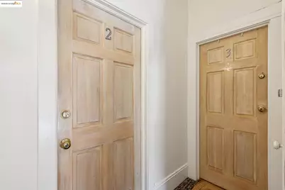 558 58th St, Oakland, CA 94609 - Photo 27