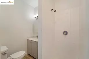 203 Bissell Ave, Richmond, CA 94801 - Photo 15