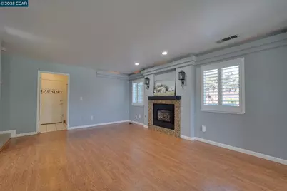 1210 Snow Ridge Ct, Modesto, CA 95351 - Photo 9