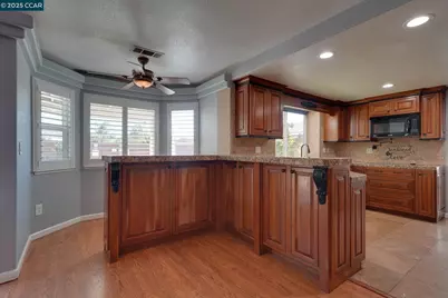 1210 Snow Ridge Ct, Modesto, CA 95351 - Photo 11