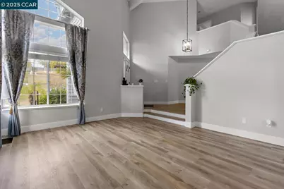 3127 Cherry Valley Cir, Fairfield, CA 94534 - Photo 11