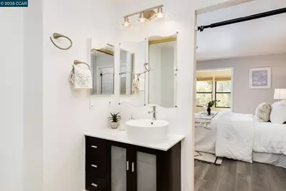 1722 Villa Way, Walnut Creek, CA 94595 - Photo 11