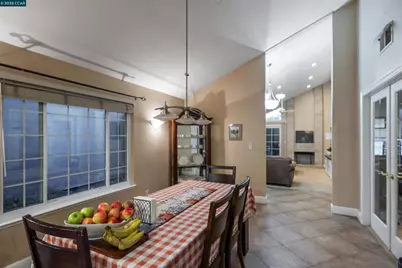 4962 Shadowfalls Dr, Martinez, CA 94553 - Photo 15