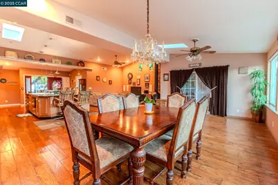 12753 Shoreview, Clearlake Oaks, CA 95423 - Photo 11