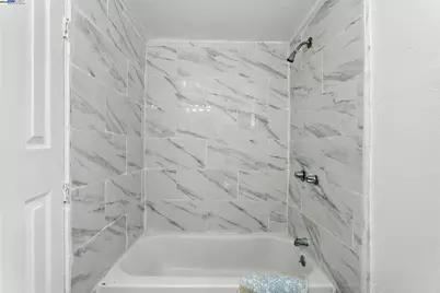 840 Oak St, Alameda, CA 94501 - Photo 17
