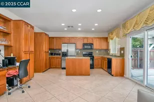 3605 Gloria Ct, Stockton, CA 95205 - Photo 5