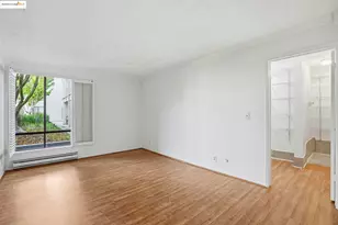 2 Admiral Dr, Emeryville, CA 94608 - Photo 29