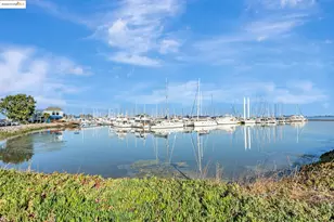 2 Admiral Dr, Emeryville, CA 94608 - Photo 9