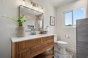 354 49th St, Oakland, CA 94609 - Photo 25