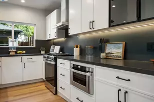 354 49th St, Oakland, CA 94609 - Photo 17