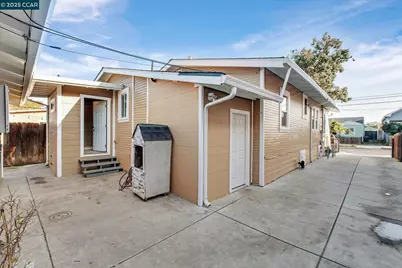 2027 83rd Ave, Oakland, CA 94621 - Photo 31