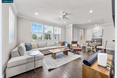 702 Jetty Dr, Richmond, CA 94804 - Photo 11