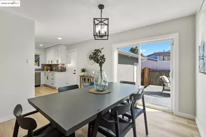 2956 Mullens Dr, Richmond, CA 94806 - Photo 9