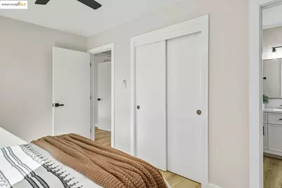 2956 Mullens Dr, Richmond, CA 94806 - Photo 15