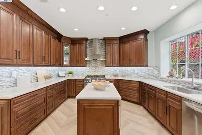 1031 Millbrook Court, Walnut Creek, CA 94598 - Photo 11