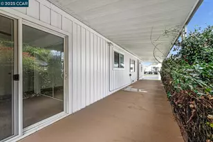 83 A St, Concord, CA 94520 - Photo 37