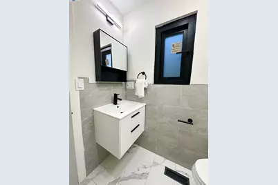 2930 Parker Ave, Oakland, CA 94605 - Photo 23